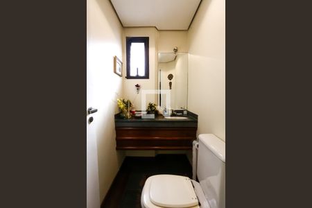 lavabo de apartamento para alugar com 3 quartos, 130m² em Vila Andrade, São Paulo