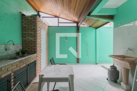 Churrasqueira de casa à venda com 3 quartos, 185m² em Jardim Bom Clima, Guarulhos