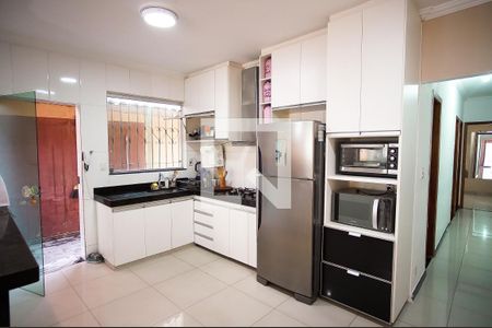 Cozinha - Armários de casa à venda com 4 quartos, 180m² em Santa Monica, Belo Horizonte