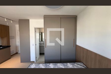 Quarto  de kitnet/studio para alugar com 1 quarto, 25m² em Pinheiros, São Paulo