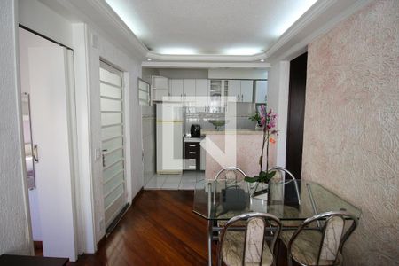 Sala de apartamento para alugar com 2 quartos, 47m² em Jardim Casa Pintada, São Paulo