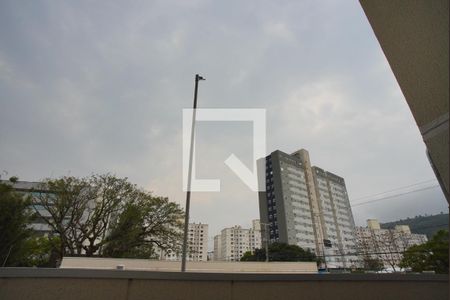 Quintal - Vista de apartamento para alugar com 2 quartos, 50m² em Morro Santana, Porto Alegre