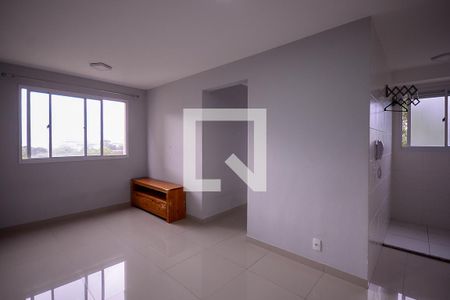 Sala  de apartamento para alugar com 2 quartos, 41m² em Jardim São Savério, São Paulo