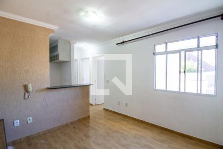 Sala de apartamento para alugar com 2 quartos, 44m² em Jardim do Triunfo, Guarulhos