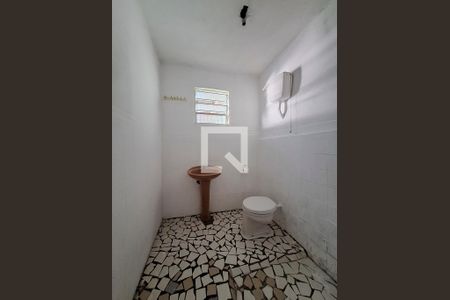 Banheiro de casa para alugar com 2 quartos, 75m² em Santana, São Paulo