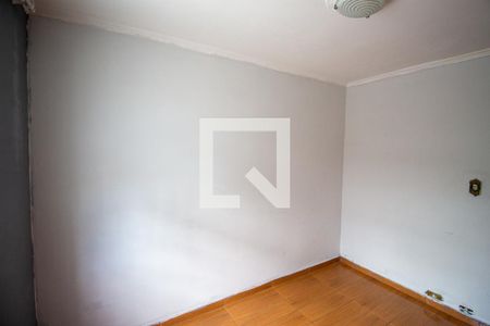 Quarto 1 de apartamento para alugar com 2 quartos, 48m² em Conjunto Residencial José Bonifácio, São Paulo