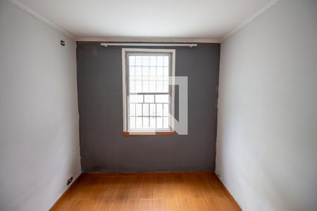 Quarto 2 de apartamento para alugar com 2 quartos, 48m² em Conjunto Residencial José Bonifácio, São Paulo