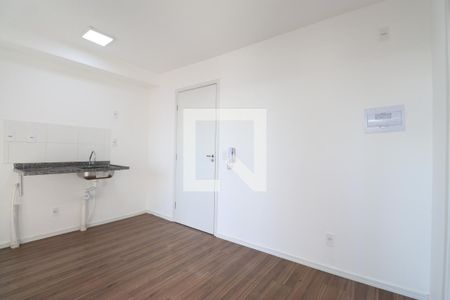 Sala/Cozinha de apartamento para alugar com 2 quartos, 30m² em Água Branca, São Paulo