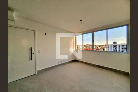 Sala de apartamento à venda com 2 quartos, 65m² em Ipiranga, Belo Horizonte