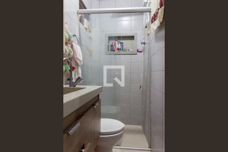 Banheiro da Suíte 1 de casa para alugar com 2 quartos, 130m² em Vila Cruzeiro, São Bernardo do Campo