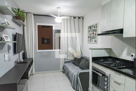 Sala/cozinha de apartamento à venda com 2 quartos, 34m² em Cambuci, São Paulo