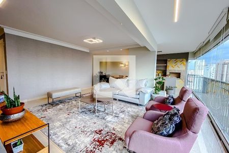 Apartamento à venda com 3 quartos, 177m² em Cambuci, São Paulo