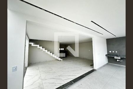 Casa à venda com 4 quartos, 202m² em Vargem Pequena, Rio de Janeiro