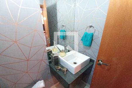 Lavabo de casa para alugar com 5 quartos, 244m² em Parque Industrial Lagoinha, Ribeirão Preto