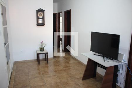 Sala de casa para alugar com 3 quartos, 260m² em Jardim Riacho das Pedras, Contagem