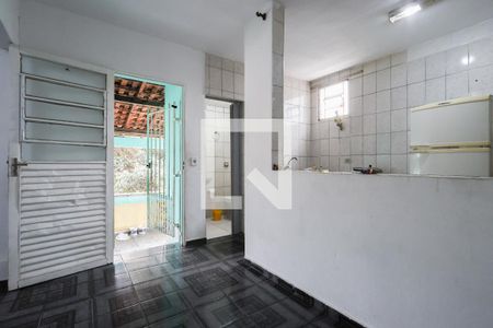 Casa à venda com 150m², 3 quartos e 2 vagas Casa à venda com 150m², 3 quartos e 2 vagasCasa 2 - Sala