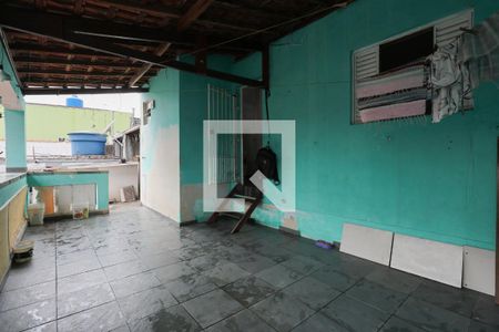 Casa à venda com 150m², 3 quartos e 2 vagas Casa à venda com 150m², 3 quartos e 2 vagasCasa 2 - Quintal/Área de serviço