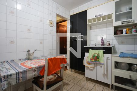 Casa à venda com 150m², 3 quartos e 2 vagas Casa à venda com 150m², 3 quartos e 2 vagasCasa 1 - Cozinha