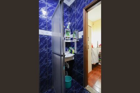 Casa à venda com 150m², 3 quartos e 2 vagas Casa à venda com 150m², 3 quartos e 2 vagasCasa 1 - Banheiro