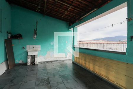 Casa à venda com 150m², 3 quartos e 2 vagas Casa à venda com 150m², 3 quartos e 2 vagasCasa 2 - Quintal/Área de serviço