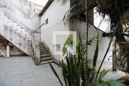 Casa à venda com 150m², 3 quartos e 2 vagas Casa à venda com 150m², 3 quartos e 2 vagasCasa 1 - Quintal/Área de serviço