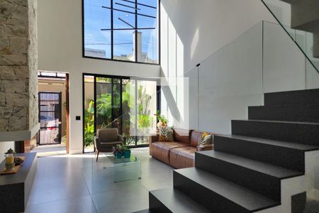 Casa à venda com 370m², 4 quartos e 4 vagasSala