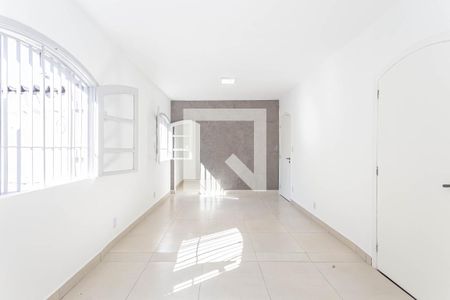 Suíte 1 de casa à venda com 3 quartos, 270m² em Vila Liviero, São Paulo