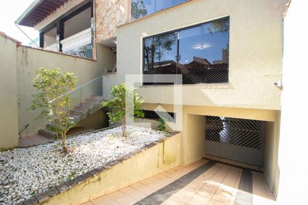 Entrada de casa à venda com 4 quartos, 351m² em Paraíso, Santo André