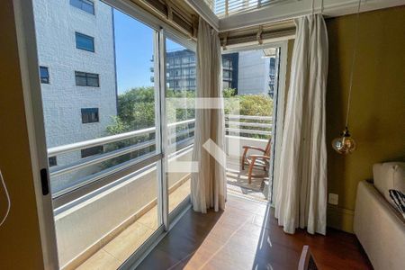 Sala de apartamento para alugar com 1 quarto, 72m² em Vila Madalena, São Paulo