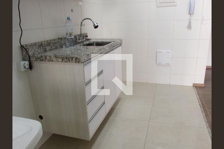 Cozinha de apartamento para alugar com 2 quartos, 78m² em Jardim Santa Rosa, Taboão da Serra