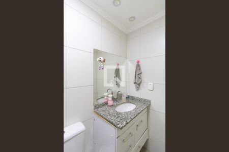 Banheiro de apartamento à venda com 2 quartos, 61m² em Macedo, Guarulhos