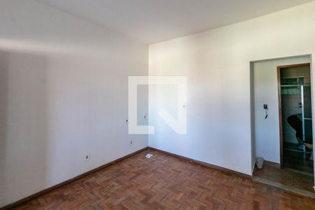 Sala de casa à venda com 2 quartos, 180m² em Havaí, Belo Horizonte