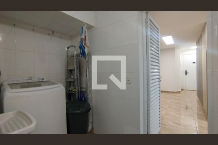 Apartamento à venda com 145m², 3 quartos e 3 vagas Apartamento à venda com 145m², 3 quartos e 3 vagasÁrea de Serviço
