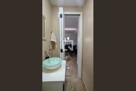 Apartamento à venda com 145m², 3 quartos e 3 vagas Apartamento à venda com 145m², 3 quartos e 3 vagasLavabo