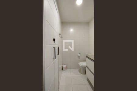 Apartamento à venda com 145m², 3 quartos e 3 vagas Apartamento à venda com 145m², 3 quartos e 3 vagasBanheiro da Suíte 3