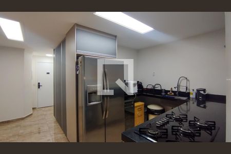 Apartamento à venda com 145m², 3 quartos e 3 vagas Apartamento à venda com 145m², 3 quartos e 3 vagasCozinha
