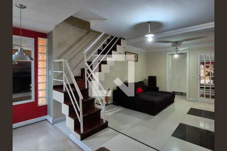 Sala de casa de condomínio para alugar com 5 quartos, 280m² em Recreio dos Bandeirantes, Rio de Janeiro