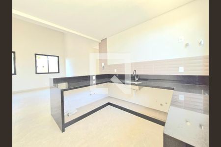 Cozinha americana de casa à venda com 3 quartos, 170m² em Jardim Imperial, Lagoa Santa