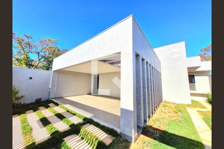 Fachada da casa de casa à venda com 3 quartos, 170m² em Jardim Imperial, Lagoa Santa