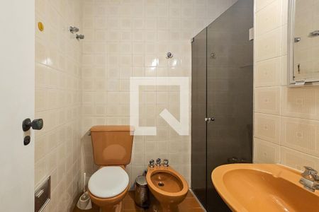 Apartamento para alugar com 76m², 2 quartos e 1 vaga Apartamento para alugar com 76m², 2 quartos e 1 vagaBanheiro da suíte