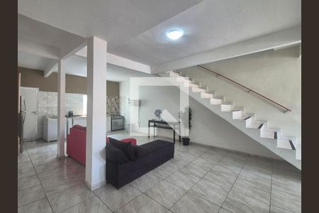 Sala de casa de condomínio para alugar com 3 quartos, 160m² em Vargem Grande, Rio de Janeiro