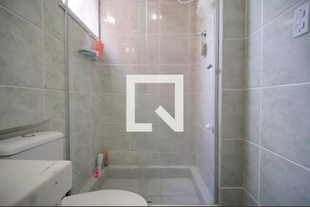 Banheiro de apartamento à venda com 1 quarto, 37m² em Centro, São Leopoldo