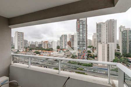 Varanda de kitnet/studio para alugar com 1 quarto, 37m² em Brooklin Paulista, São Paulo