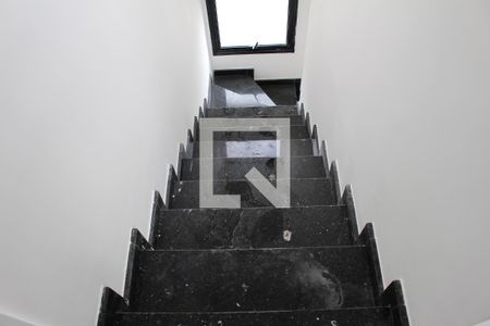 Escada de apartamento à venda com 2 quartos, 52m² em Vila Lúcia, São Paulo