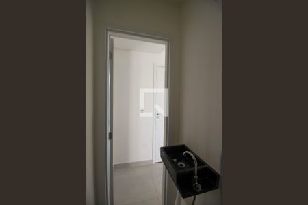 Lavabo de apartamento à venda com 2 quartos, 52m² em Vila Lúcia, São Paulo