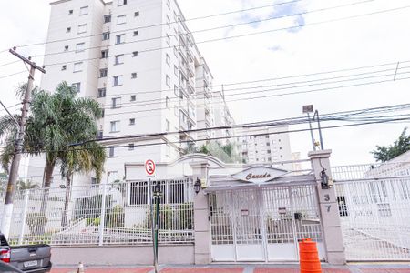 Apartamento para alugar com 70m², 3 quartos e sem vaga Apartamento para alugar com 70m², 3 quartos e sem vagaFachada