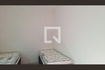 Quarto de casa para alugar com 2 quartos, 165m² em Caiçara, Praia Grande