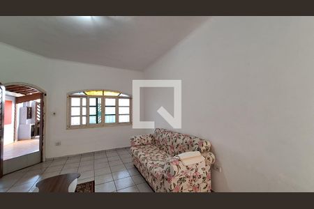 Sala de casa para alugar com 2 quartos, 165m² em Caiçara, Praia Grande