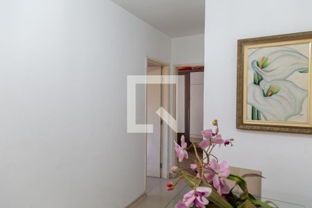 Sala de apartamento à venda com 2 quartos, 53m² em Vila Nova, Porto Alegre