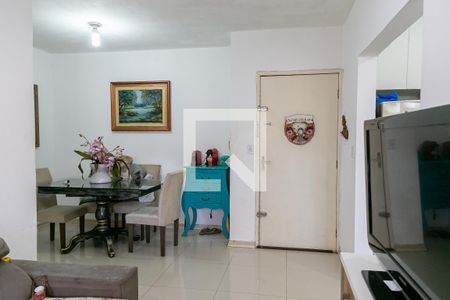 Sala de apartamento à venda com 2 quartos, 53m² em Vila Nova, Porto Alegre